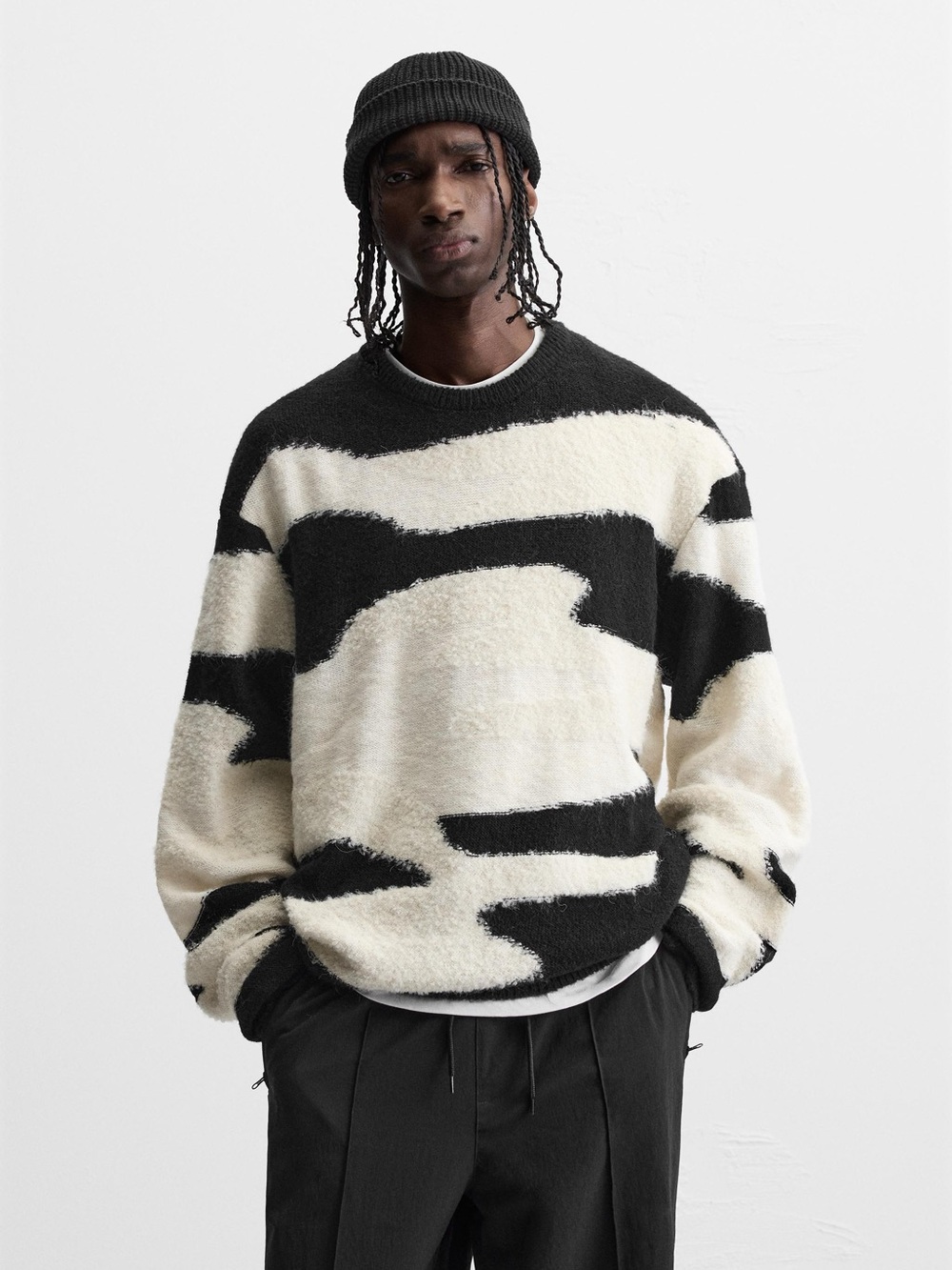 Zara black and white abstract jacquard crewneck sweater